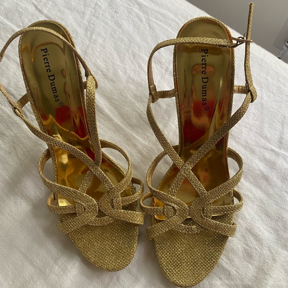 Pierre Dumas Gold Heels